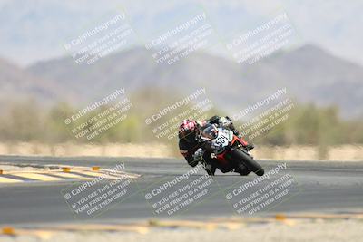 media/Apr-20-2025-CVMA (Sun) [[39090e8767]]/Race 9-Formula LW Twins Shootout/